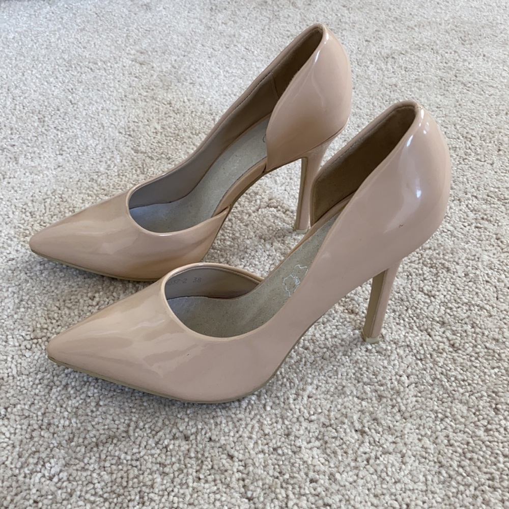 Tan heels